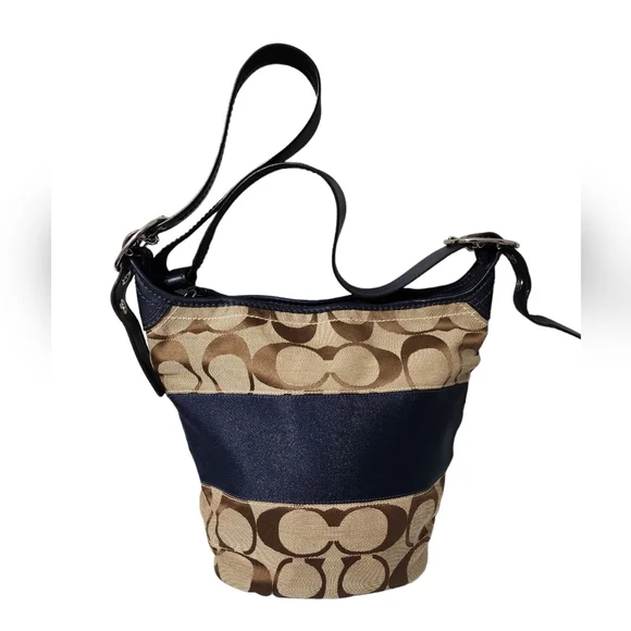 ⛔️SOLD⛔️Coach Signature Rugby - Picture 3 of 6